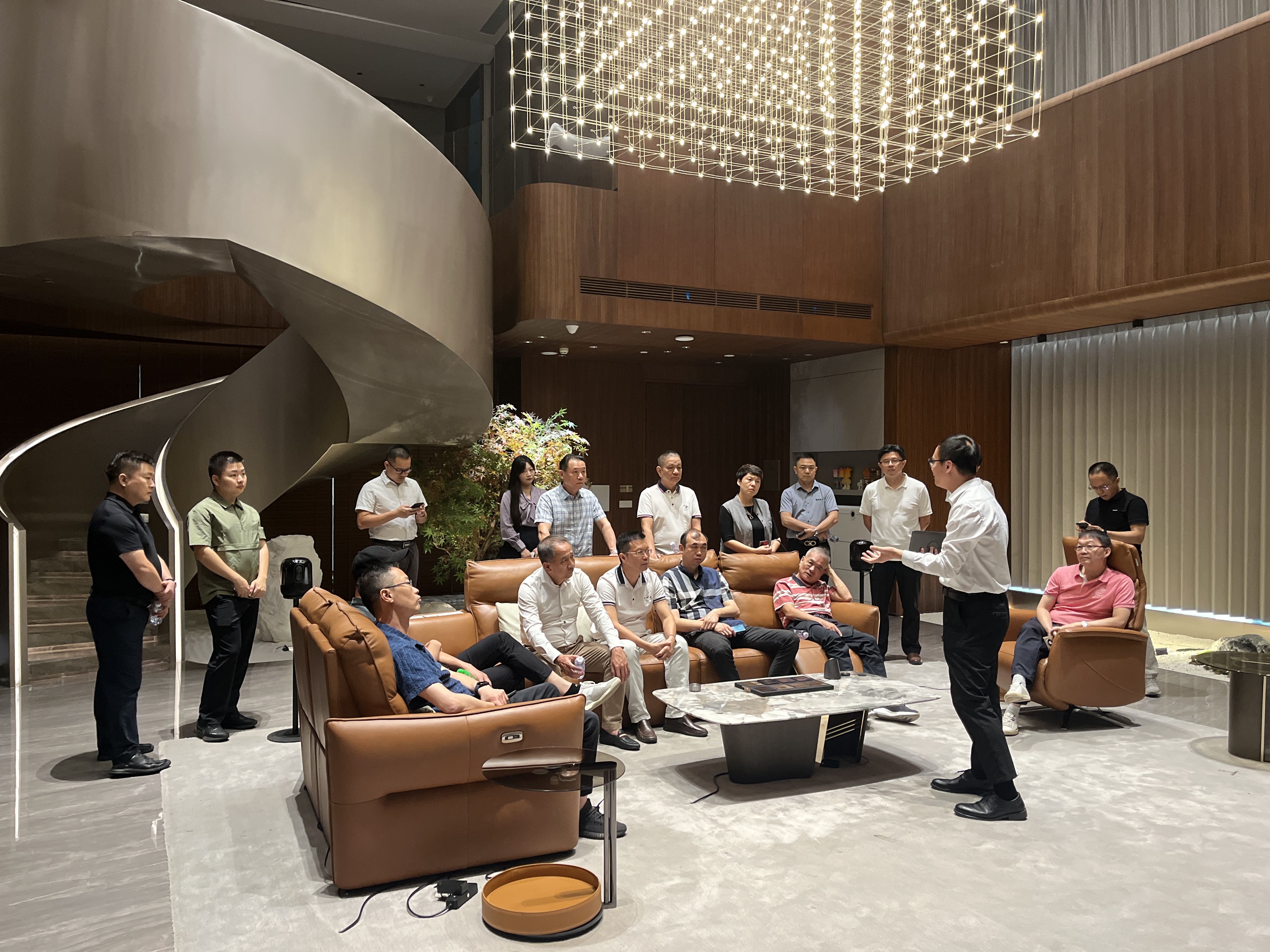 1723790497394.jpg 2.jpg